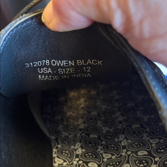 Red Tape Men's Black Leather Dress Shoes - Picture 6 of 7